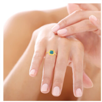 Bague Femme Plaqué Or et Turquoise MURAT portée