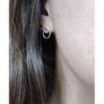Boucles d'oreilles clou Femme Argent et Oxydes MURAT portées
