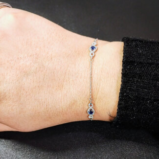 Bracelet Femme Argent 925/1000 et Oxydes de zirconium bleus et blancs CHRISTIAN BERNARD porté