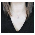 Collier Femme Argent 925/1000 et Oxydes de zirconium rouge et blancs CHRISTIAN BERNARD porté