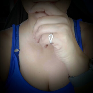 Bague Femme Argent 925/1000 et Oxydes de zirconium MURAT portée