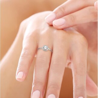 Bague Femme Argent 925/1000 et Oxyde de zirconium MURAT portée