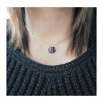 Pendentif médaille Vierge Or jaune 750/1000 ROBBEZ MASSON, portée