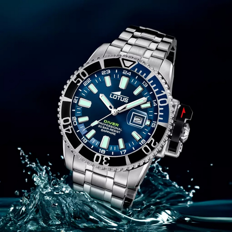 montre-etanche-homme-lotus-acier-inoxydable-18938-3-vue Coffret montre LOTUS Homme Acier inoxydable et bracelet silicone bleu interchangeable 18938/3, autre vue