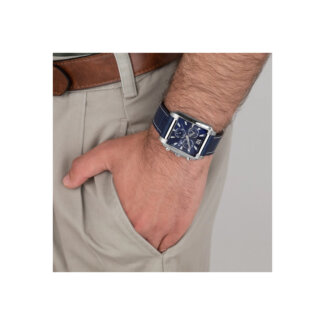 Montre carrée Homme LOTUS cuir bleu 18851/2 portée