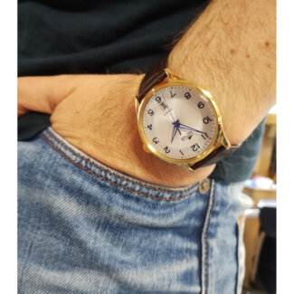 Montre Homme cuir marron et Acier inoxydable LOTUS 18403/E portée