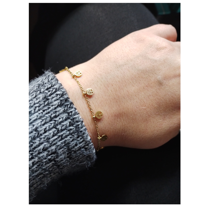Bracelet-Femme-Arbre-de-vie-Acier-dore-inoxydable-robbez-masson-431275B-porté Bracelet Arbre de vie Femme Acier inoxydable doré ROBBEZ MASSON porté