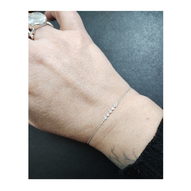Bracelet Femme géométrique Or blanc 750/1000 et Diamants ROBBEZ MASSON porté