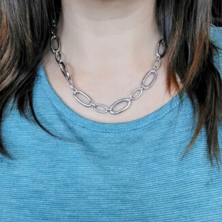 Collier chaine Femme Acier inoxydable ROBBEZ MASSON porté