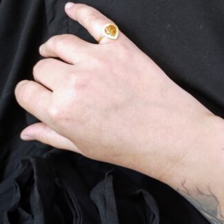 Bague goutte Femme Acier inoxydable doré ROBBEZ MASSON portée