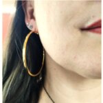 Boucles d’oreilles créoles Femme Acier inoxydable doré ROBBEZ MASSON, portées