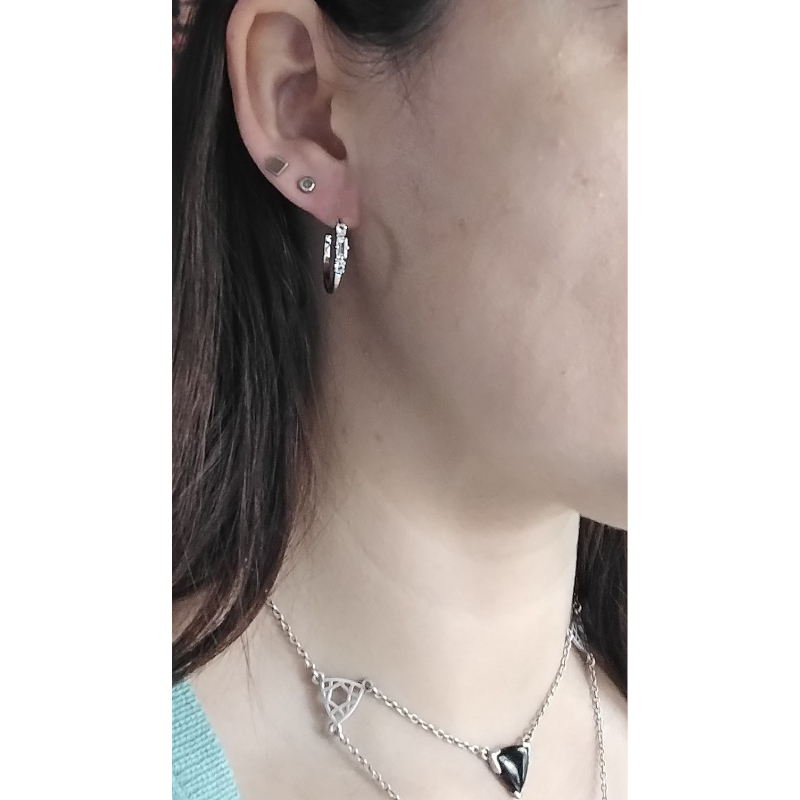 boucles-oreilles-créoles-femme-argent-925-et-oxydes-LOTUS-LP2007-4-1-portées Boucles d’oreilles créoles Femme Argent 925/1000 et Oxydes de zirconium LOTUS LP2007-4/1 portées