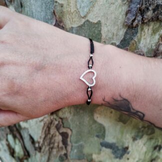 Bracelet cordon noir Femme Cœur Argent 925/1000 et Oxydes de zirconium LOTUS LP1519-2/2 porté