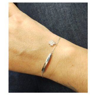 Bracelet gourmette trèfle à 4 feuilles Femme Argent 925/1000 et Oxydes de zirconium LOTUS LP3033-2/4 porté