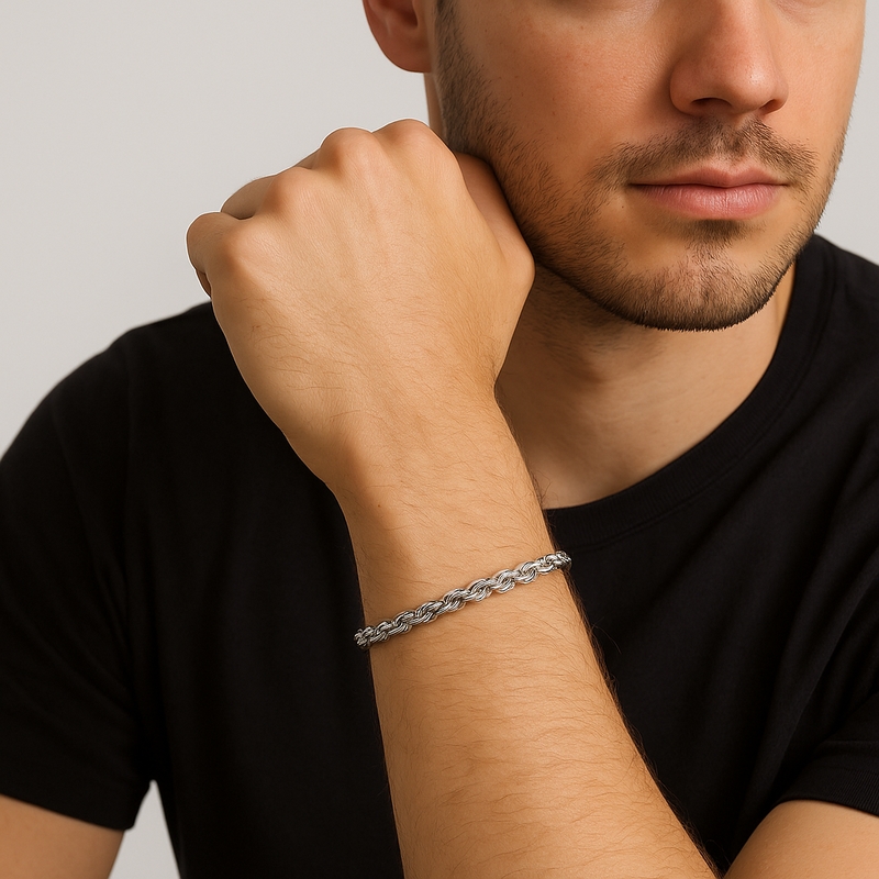 bracelet-homme-acier-inoxydable-LOTUS-LS2233-2-1-porté Bracelet Homme Acier inoxydable LOTUS LS2233-2/1 porté