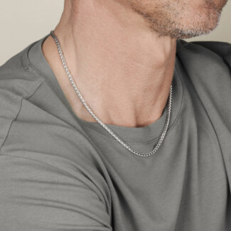 Collier chaîne Homme Acier inoxydable LOTUS LS2223-1/1 porté