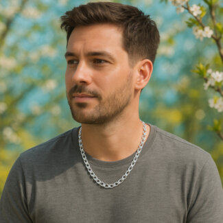 Collier chaîne Homme Acier inoxydable LOTUS LS2224-1/1 porté
