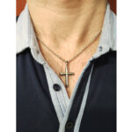 Collier Croix Homme Acier inoxydable LOTUS LS2217-1/2 porté