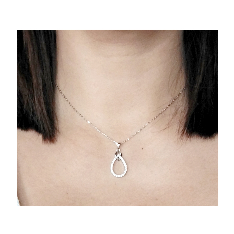 collier-goutte-femme-argent-925-et-oxydes-LOTUS-LP3058-1-1-porté Collier Goutte Femme Argent 925/1000 et Oxydes de zirconium LOTUS LP3058-1/1 porté