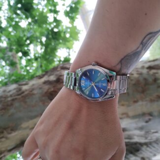 Montre » Boyfriend » Femme Acier inoxydable, cadran bleu FESTINA F20622/I portée
