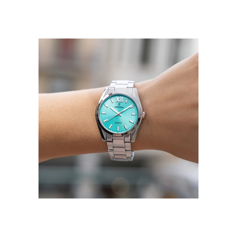 montre-FESTINA-Femme-boyfriend-acier-inoxydable-cadran-turquoise-F20622-D-portée Montre » Boyfriend » Femme Acier inoxydable, cadran turquoise FESTINA F20622/D portée
