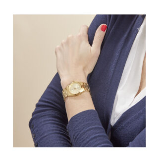 Montre Classique Femme Acier inoxydable doré FESTINA F20557/3 portée