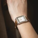 Montre » On the Square » Femme Cuir marron et Acier inoxydable FESTINA F20682/4 portée