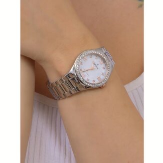 Montre Solaire Femme Acier inoxydable FESTINA F20658/1 portée