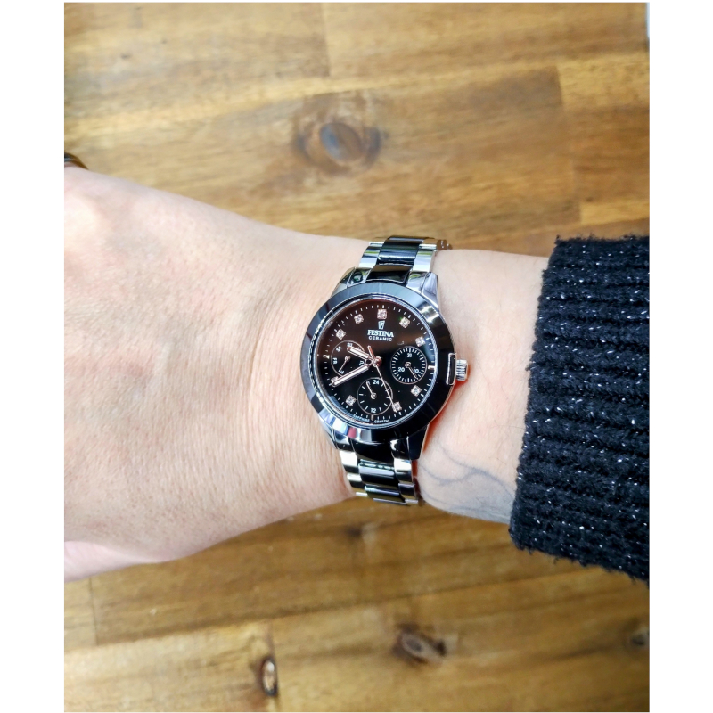 montre-céramique-femme-FESTINA-acier-inoxydable-F20497-3-portée Montre Céramique noire Femme Acier inoxydable FESTINA F20497/3, portée