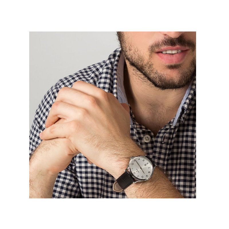 Montre Classique Homme, Acier inoxydable et Cuir noir FESTINA F16745/1 portée