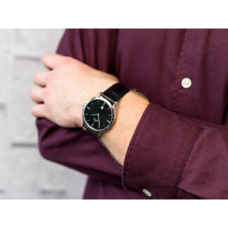 Montre Classique Homme, Acier inoxydable et Cuir noir FESTINA F16745/5 portée
