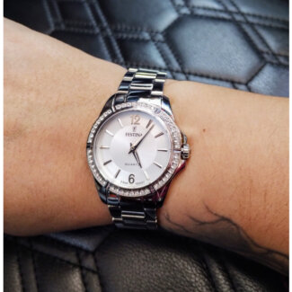 Montre Femme Acier inoxydable FESTINA F20593/1 portée
