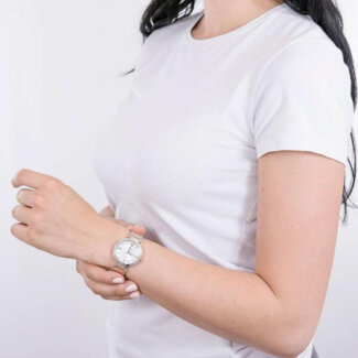 Montre Femme Acier inoxydable bicolore FESTINA F16937/A portée