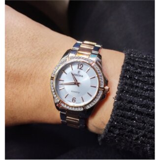 Montre Femme Acier inoxydable bicolore FESTINA F20595/1 portée