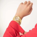 Montre Femme Acier inoxydable doré FESTINA F20596/1 portée