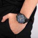 Montre Chronographe Homme, Acier inoxydable et Cuir noir FESTINA F20519/2 portée